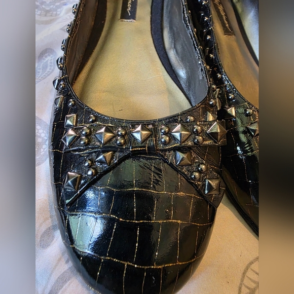 Beverly Feldman Black Patent Leather Flats - Picture 1 of 6